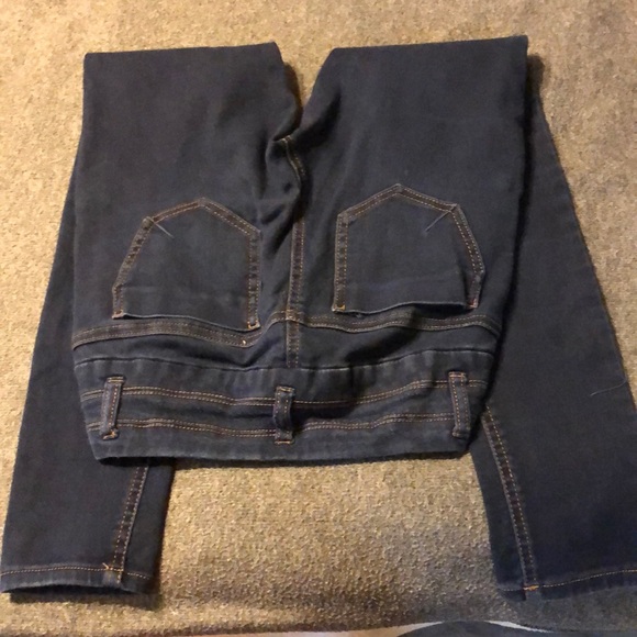 Jeans - Picture 3 of 3